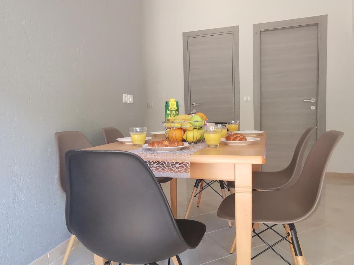 Apartment Pineta With Terrace & Park Wood View Póla Kültér fotó